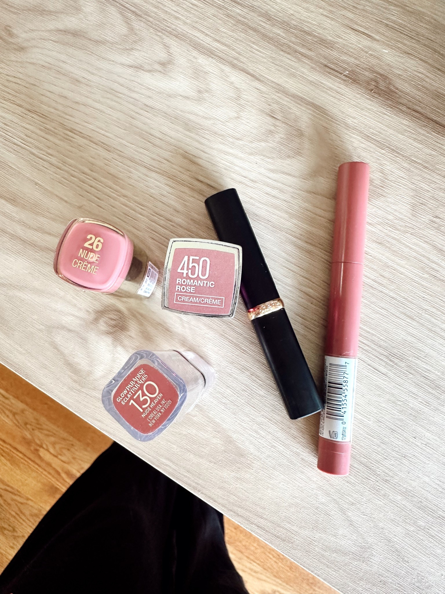 My favorite drugstore lipsticks for spring! All of these are the perfect pinky nude and all are under $10!

1. Milani nude creme
2. Maybelline romantic rose
3. Loreal nude heaven
4. Maybelline lead the way
5. Loreal Le nude independant 

#springmakeup #lipstick #drugstoremakeup 



#LTKFindsUnder50 #LTKBeauty #LTKSaleAlert