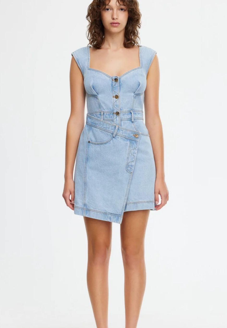 Acler denim dress! Perfect for a gameday ❤️

#LTKBeauty #LTKStyleTip #LTKSeasonal