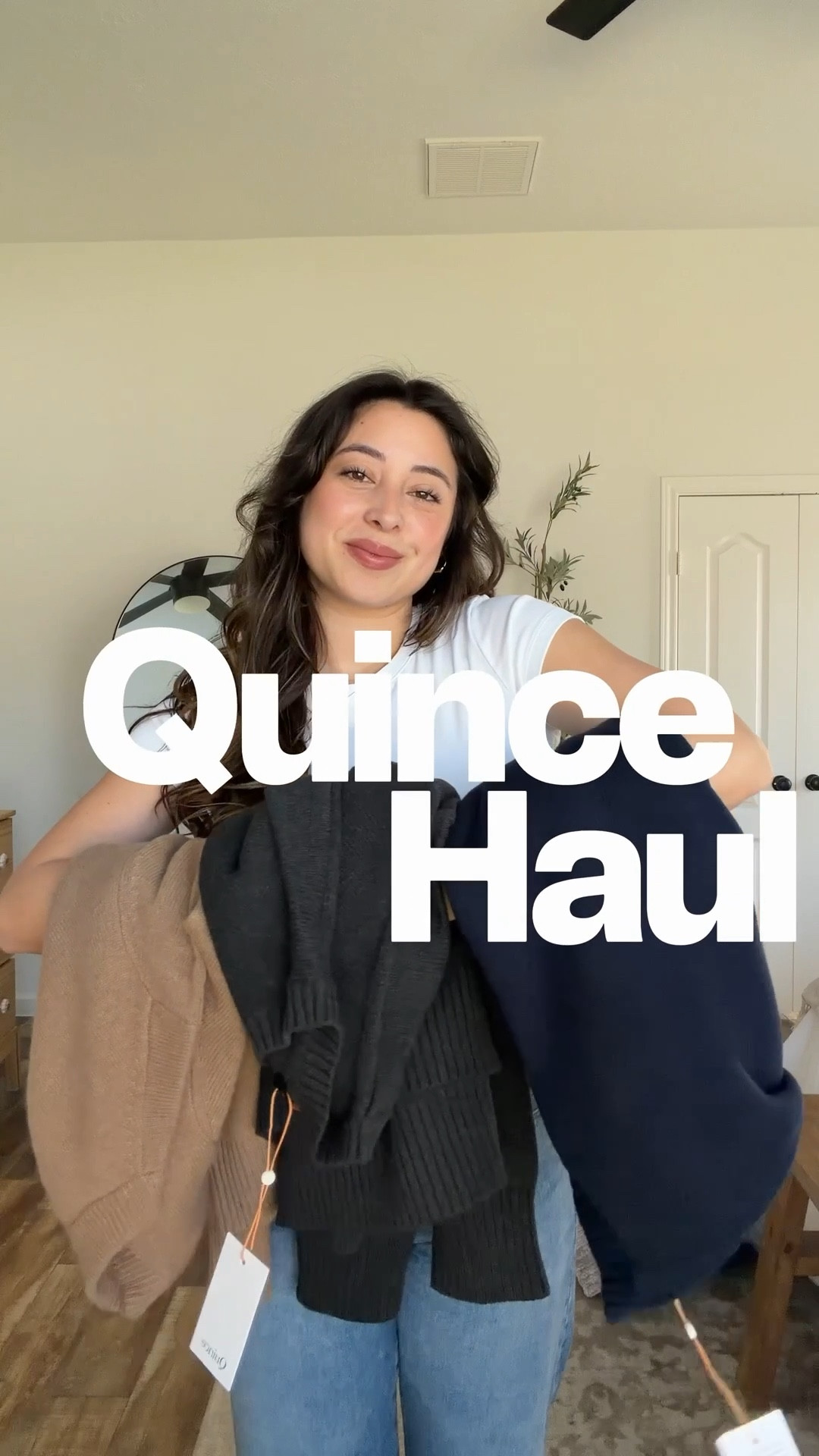 When I saw the the boyfriend crewneck sweater was back in stock I ran to the website 🏃🏻‍♀️@onequince has high quality clothing staples for all seasons. The fit of these are my favorite. 