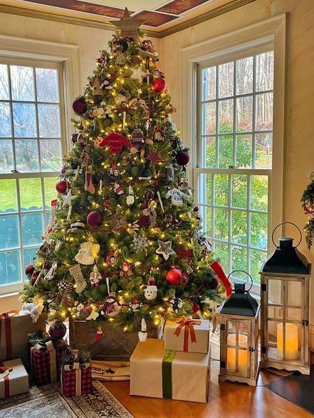 My favorite artificial Christmas tree is full, looks authentic and has both warm white and multi colored LED lights. 

Christmas tree, classic Christmas decor, traditional Christmas decor, lanterns, farmhouse, tree collar, tree skirt

#LTKHoliday #LTKhome #LTKSeasonal