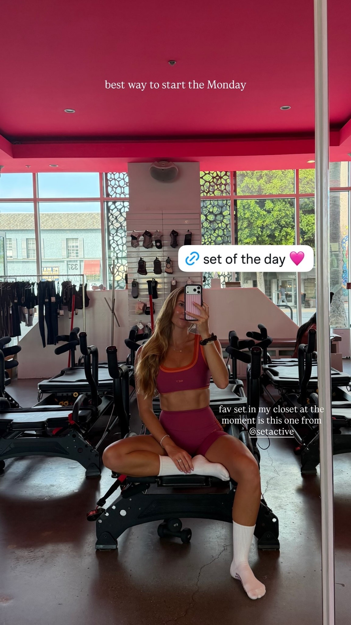 fav set in my closet at the moment is this one from @setactive  best way to start the Monday