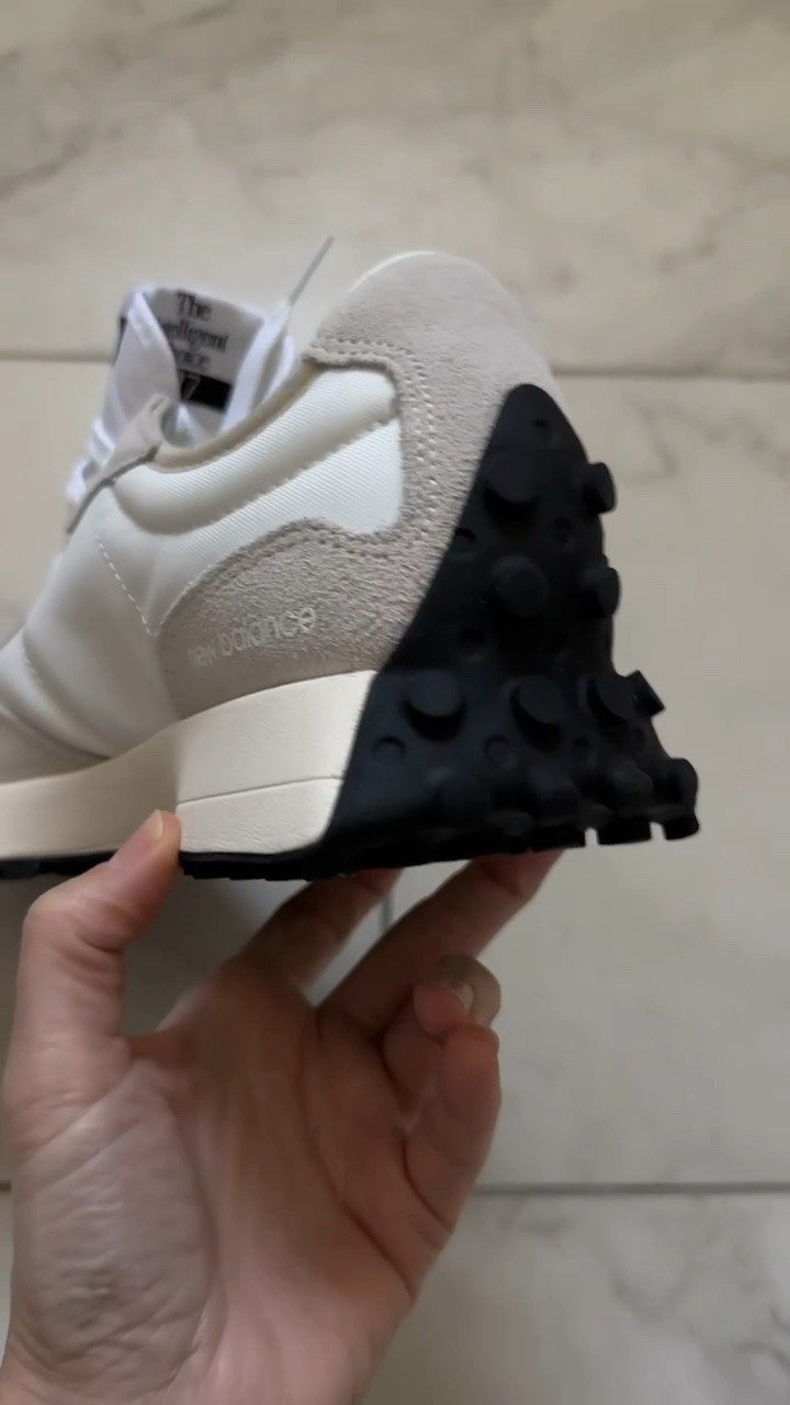 New Balance sneakers 
Sneakers

#LTKActive #LTKfitnessgoals