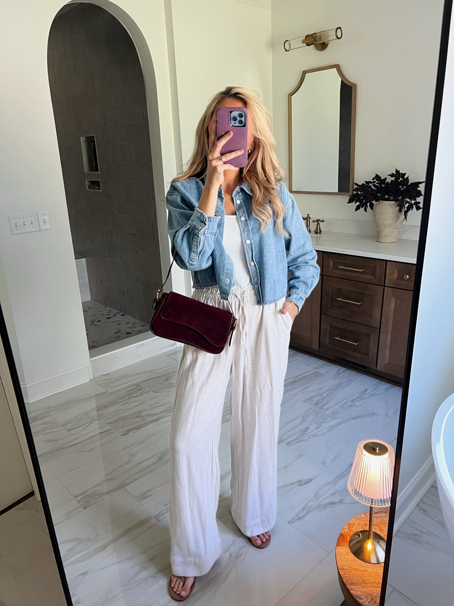 Casual transitional fall outfit 

#LTKActive #LTKStyleTip #LTKSeasonal