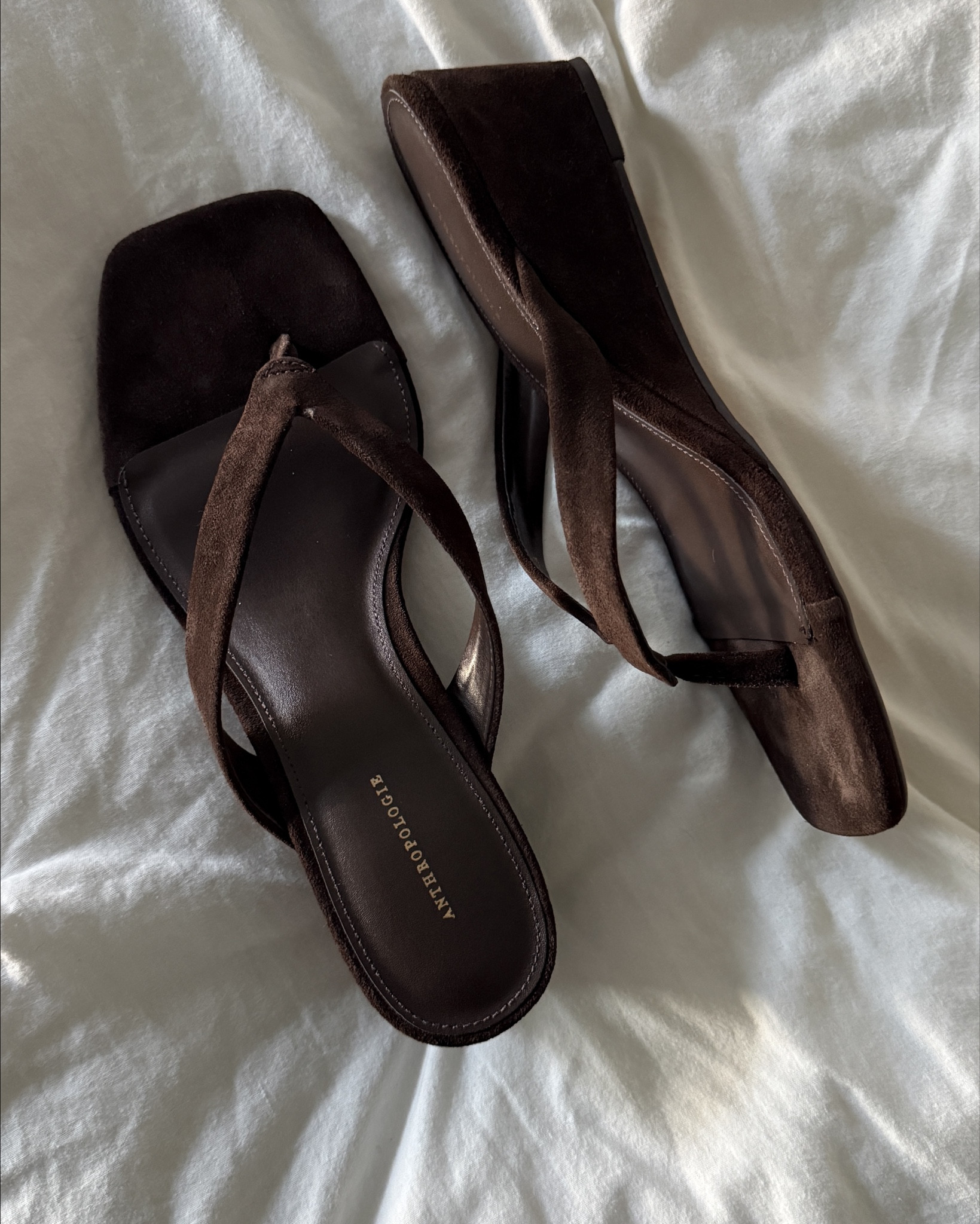 2026.03.13 | chic vacation accessories 

spring sandals, summer, beach, pool, destination, raffia hat


#LTKSeasonal #LTKTravel #LTKSwim