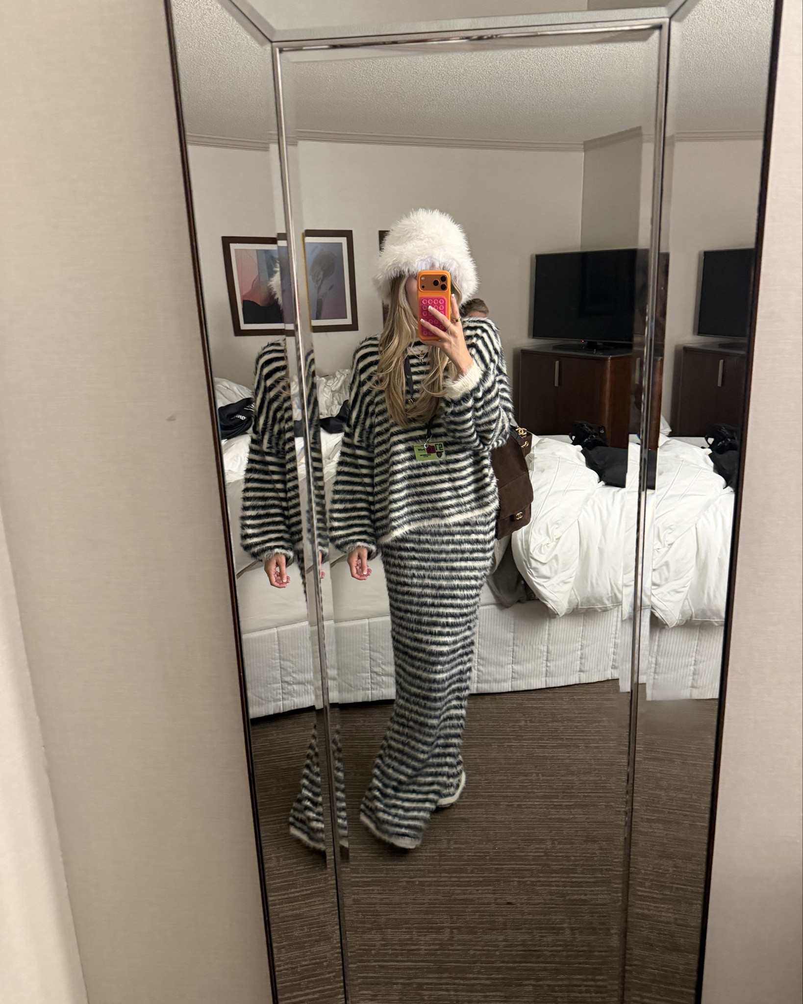 Seattle sx ootd💘
Dressed in lala co order set 
Hat is from free people but couldn’t find it on their website so linked similar !

#LTKootd #LTKValentine #LTKgrwm