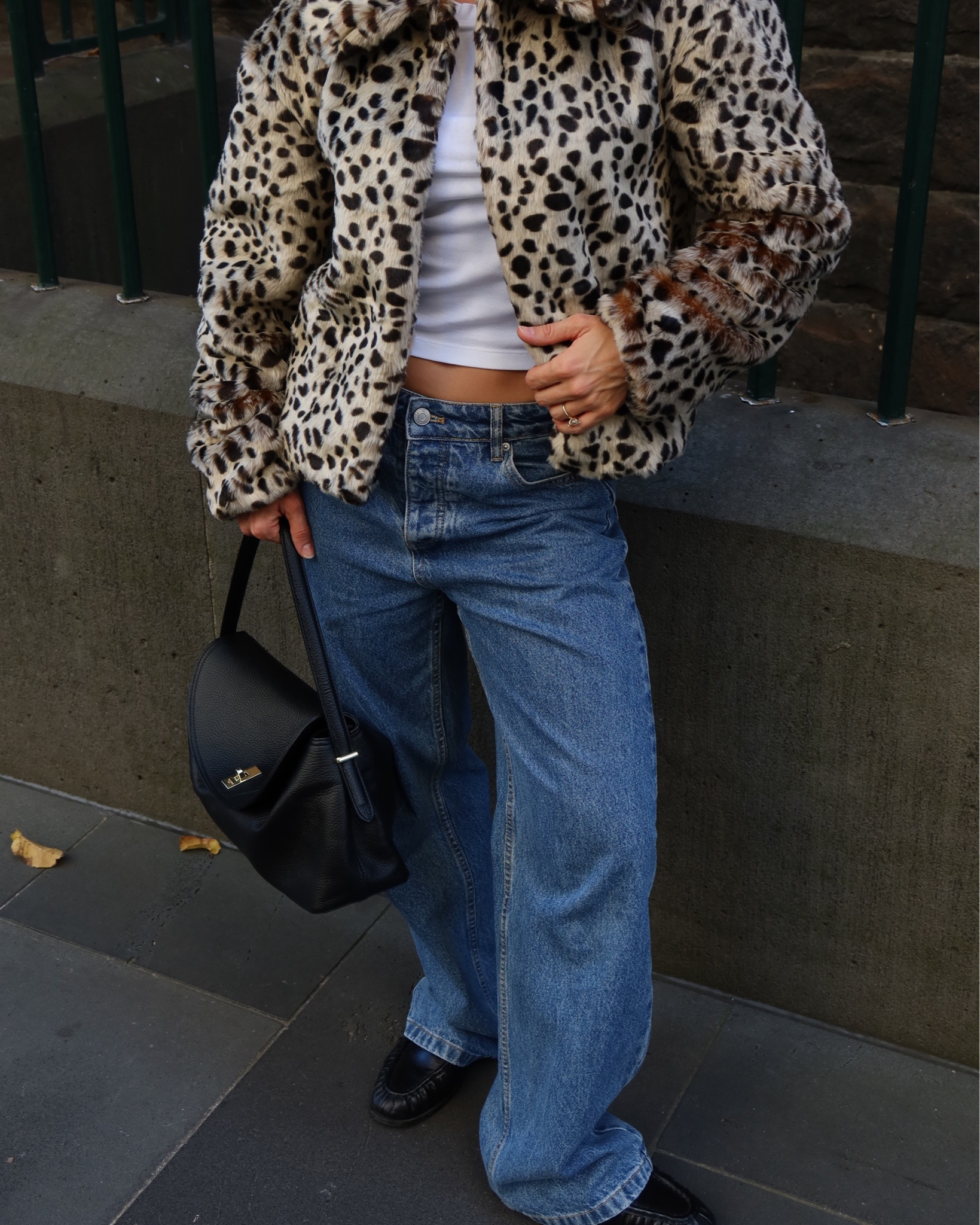 It’s faux fur season! 

#ootd #dailyoutfits #personalstylist
