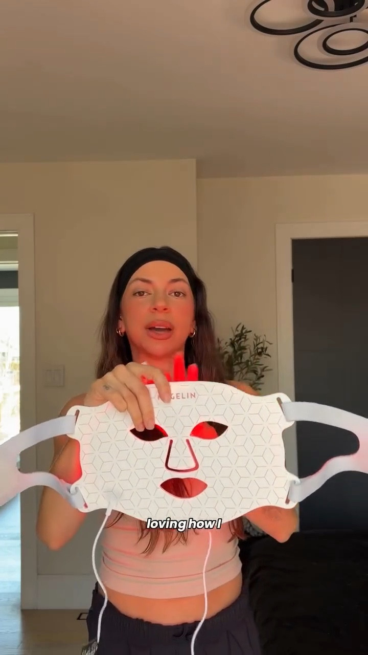 I’ve been trying to be a little more consistent with my skin lately without doing the absolute most, and the @megelinofficial red light therapy mask has honestly made that feel way more realistic. I’ll throw it on while I’m watching TV, answering emails, or just winding down at home 🤍 AD

It’s made with liquid silicone material, so it’s super lightweight, soft, and comfortable enough to wear regularly.

Benefits:

💖 Red light: helps reduce the look of wrinkles + fine lines
🟣 Purple light: helps refine pores + tighten skin texture
💚 Green light: helps brighten and even out skin tone
💙 Blue light: helps target blemishes and calm breakout-prone skin

Use my code KATEMEGL33 ✨

https://shortlink.uk/1m-G1
https://bit.ly/3OmALdu

#redlighttherapy #MEGELIN #glowingskin #selfcareroutine lazygirlskincare ledfacemask