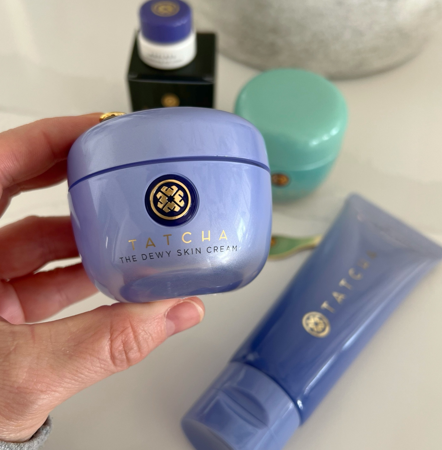 Best daily moisturizer 


Dewy cream, face moisturizer, skin care, self care 

#tatcha 

#LTKBeauty