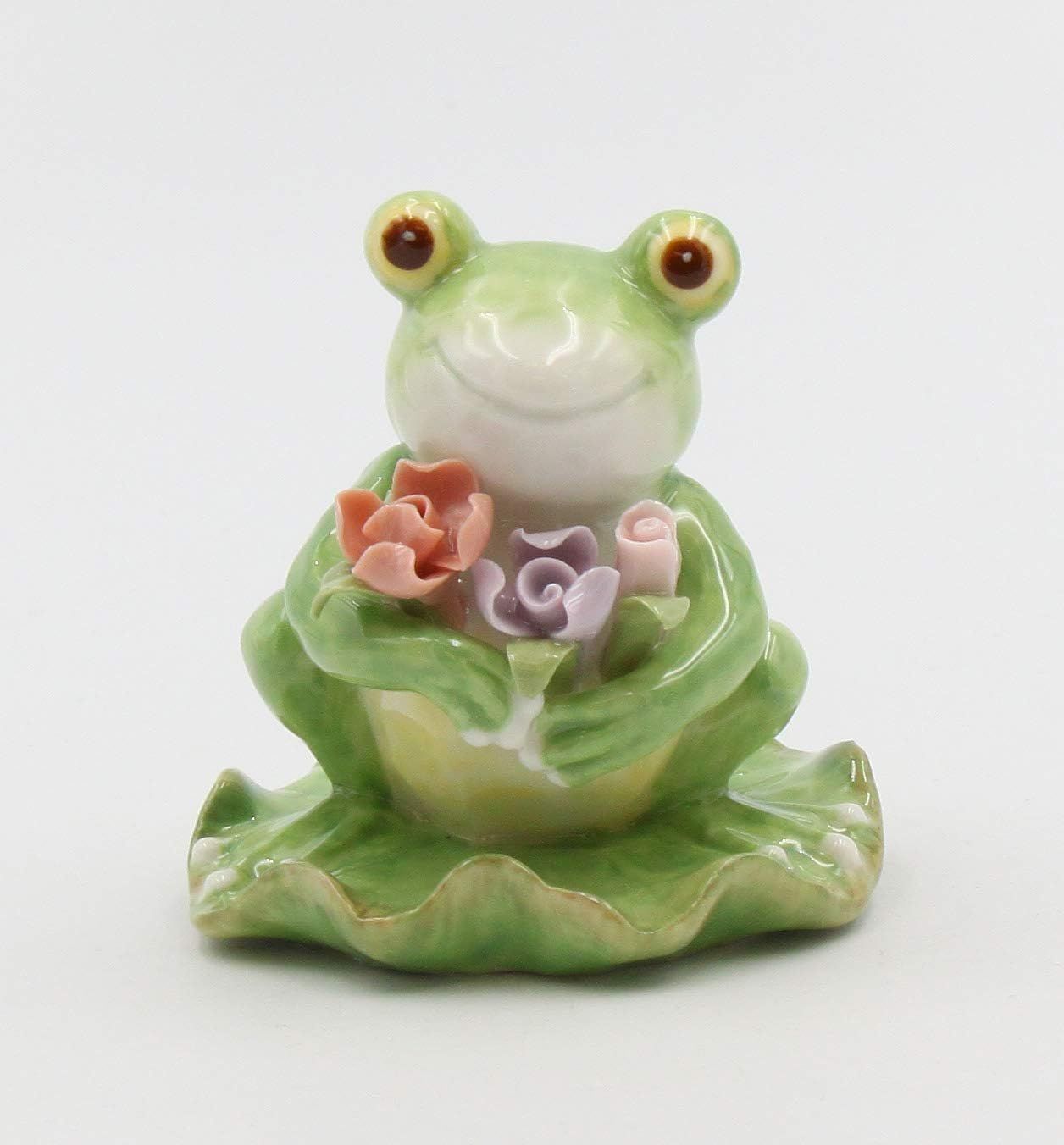 Cosmos Gifts 61510 Fine Porcelain Green Frog on Water Lily Pad Holding Flowers Figurine, 3-3/8"H | Amazon (US)