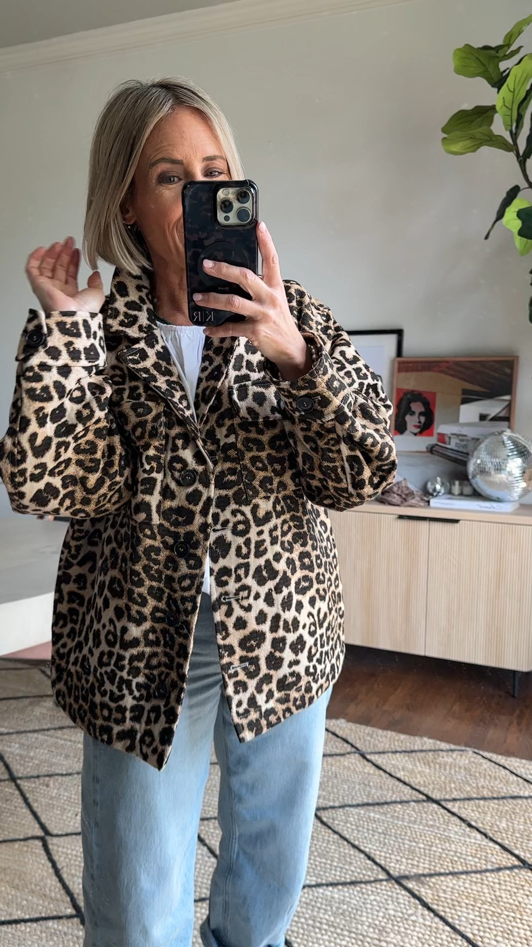 the cutest leopard coat for Spring!
runs big, i’m in my true size xs


#LTKootd #LTKOver40 #LTKgrwm