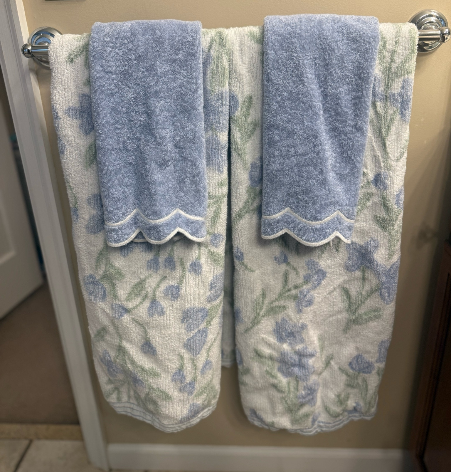 Hello beautiful!! These scallop bathroom towels are a great dupe for the higher end towels!

#scallopedtowels

#LTKHome #LTKFindsUnder100 #LTKFindsUnder50