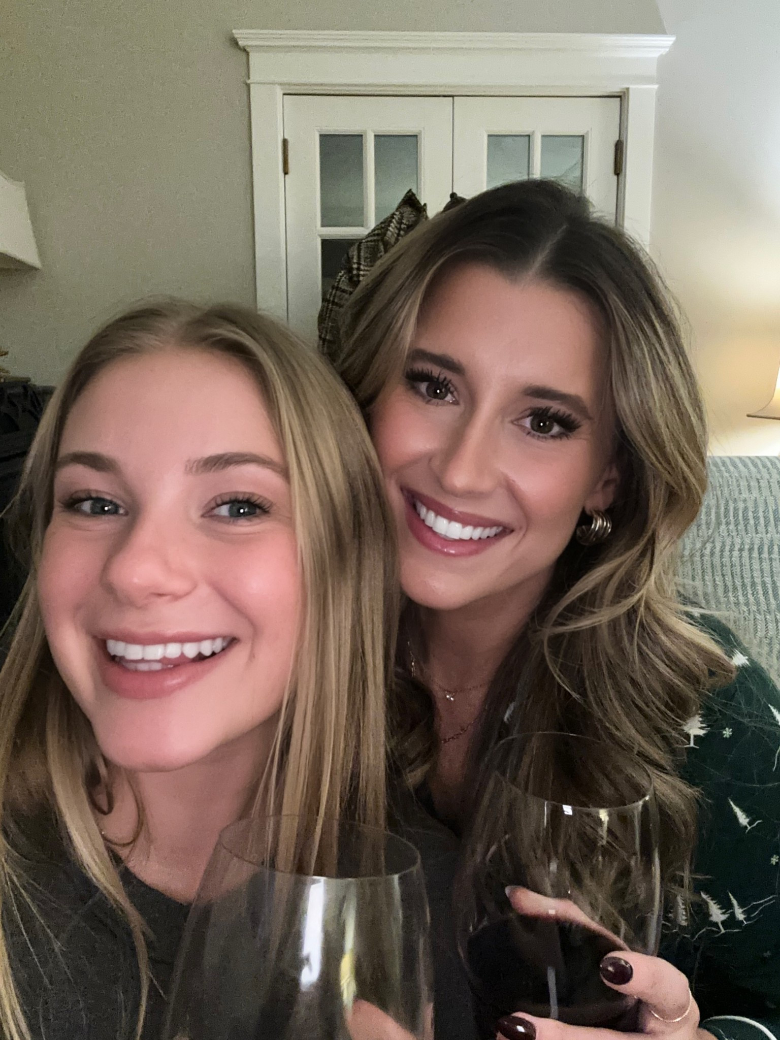 A little tbt because I’m still obsessed with these lashes & fuller coverage makeup look (ps- makeup forever please don’t discontinue the full coverage concealer 🥲)  #makeupfavorites #ltkbeauty #fullcoverage #falsies

#LTKBeauty