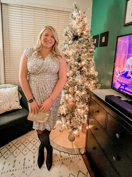 I can’t resist an all-over sequin look and I love these Champagne colored sequins on this flattering dress! Wearing size XL!

#LTKHoliday #LTKSeasonal #LTKGiftGuide
