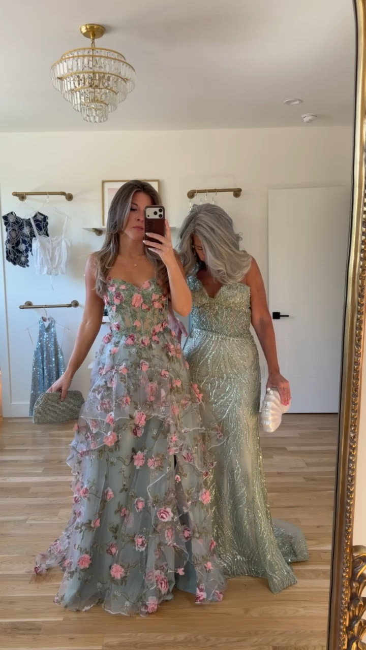 Lady Black Tie wedding guest and spring special occasion dresses

divi: emerson15
electric picks: emerson20

i did my normal size small
mom did her normal medium 

Wedding guest
Formal event
Black tie
Floral
Metallic
Pleated
Mother of the bride
Special occasion 

#LTKootd #LTKWedding #LTKgrwm