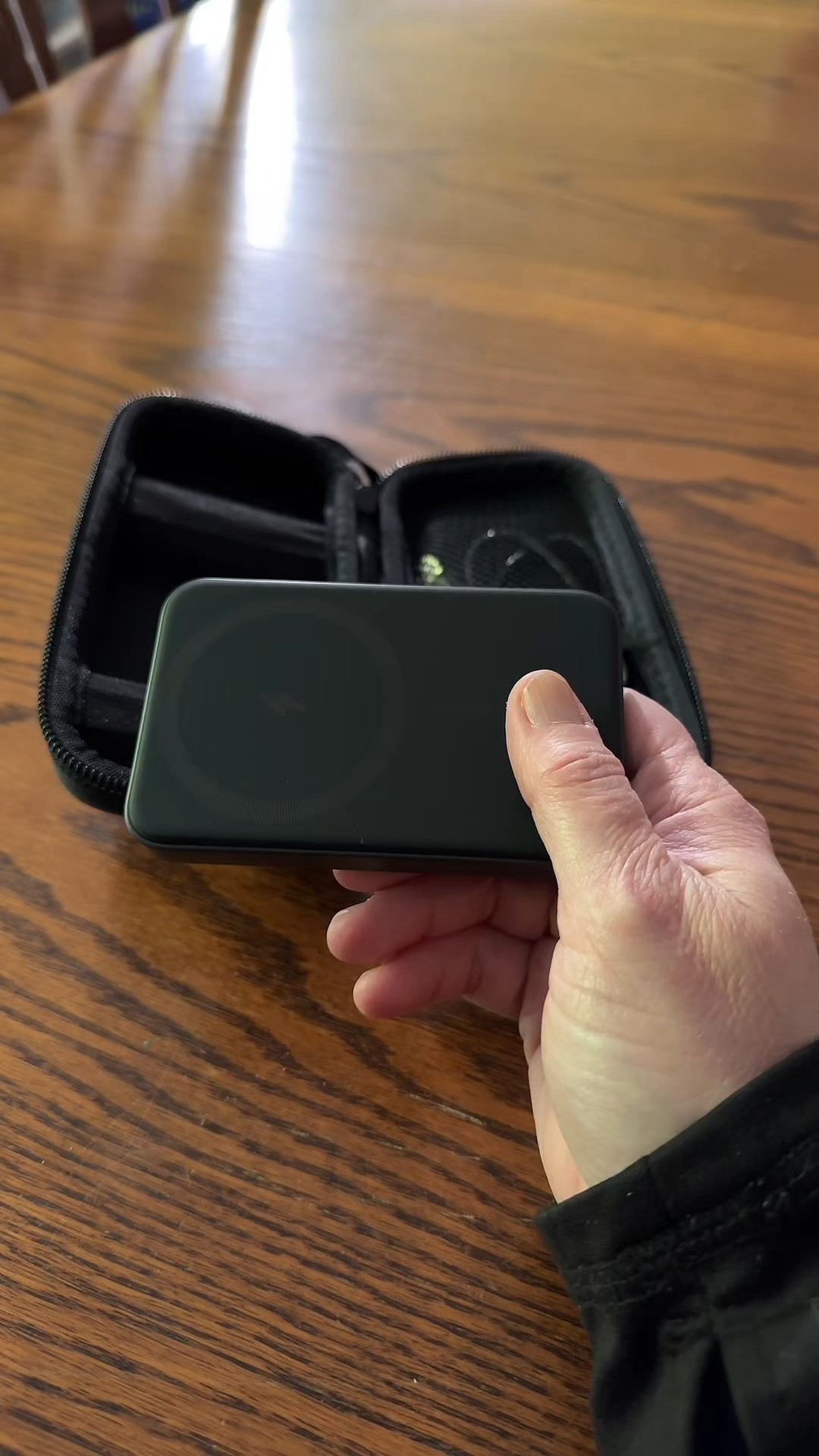 🔋 Case for Anker MagGo Power Bank

“Protect & carry with ease ⚡ Sleek travel case designed to keep your MagGo power bank safe & organized.”
#LTKtech #LTKunder50 #LTKmusthaves #onthego #LTKfinds 

 #LTKActive #LTKFindsUnder50 #LTKTravel