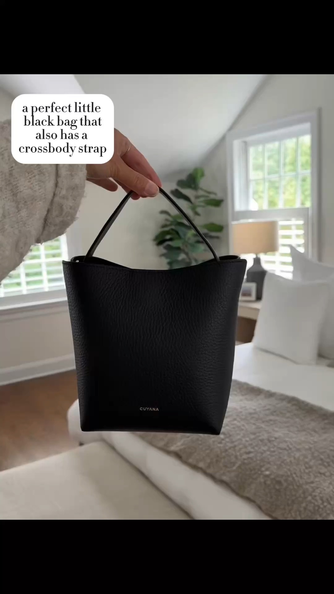The perfect little black bag 🖤 15% off when you sign up for email 
-sweater is old Tuckernuck 
-shorts, size small
-heels tts