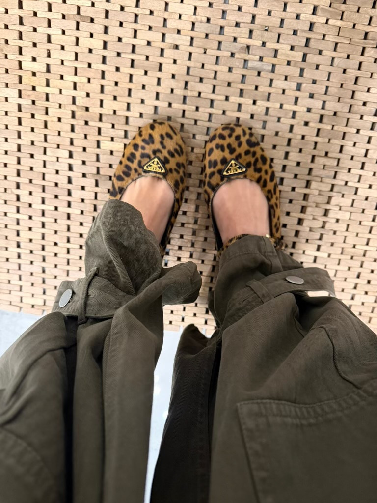 I love these Prada shoes! The leopard print is so fun and makes them perfect for styling with everyday outfits. 

Prada shoes, leopard flats, designer flats, fall shoes, luxury fashion, everyday style 

 

#LTKootd #LTKSeasonal #LTKOver40