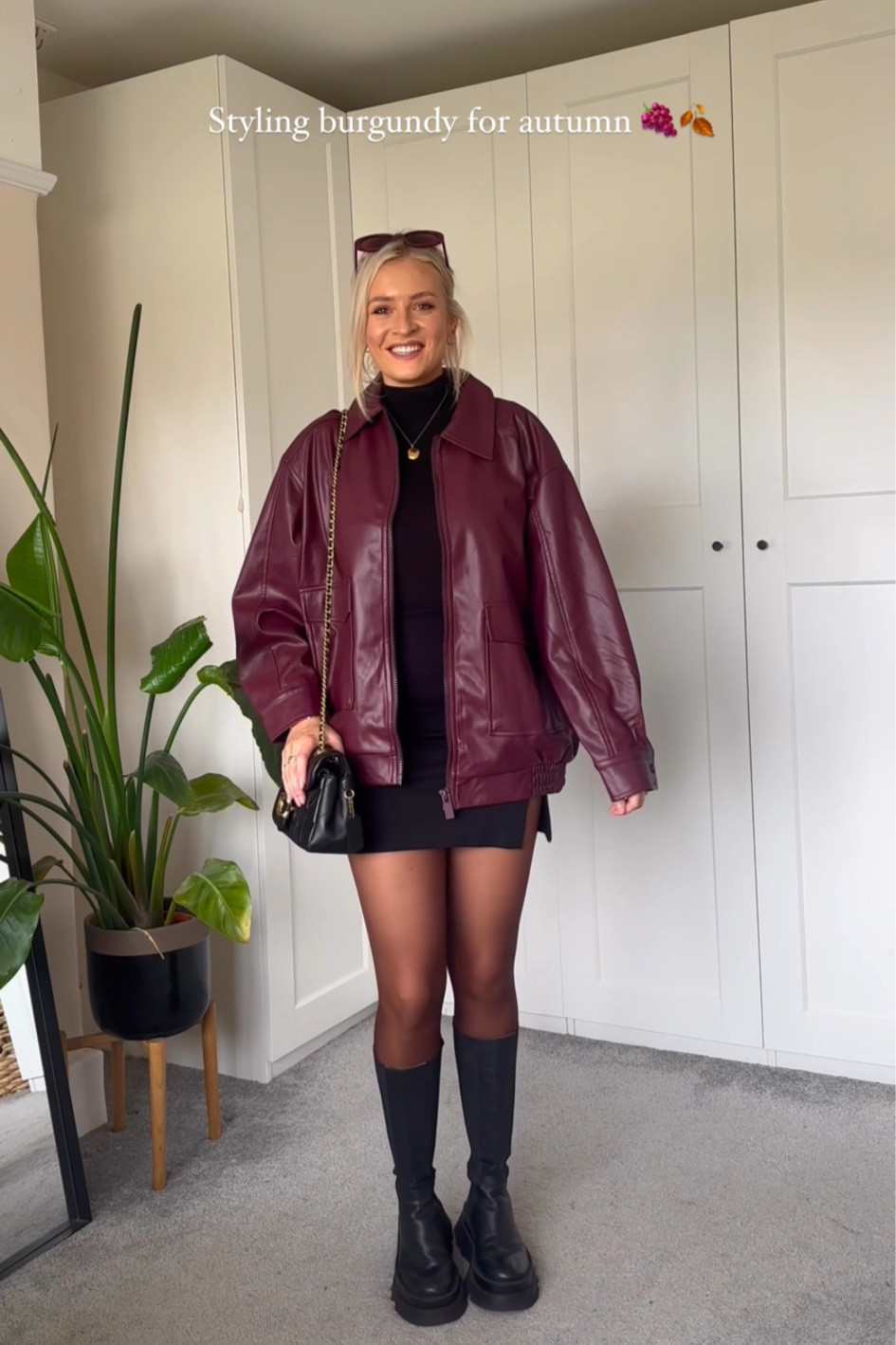 Styling a burgundy leather bomber jacket 🍇

Autumn outfit, fall fashion, autumn fashion