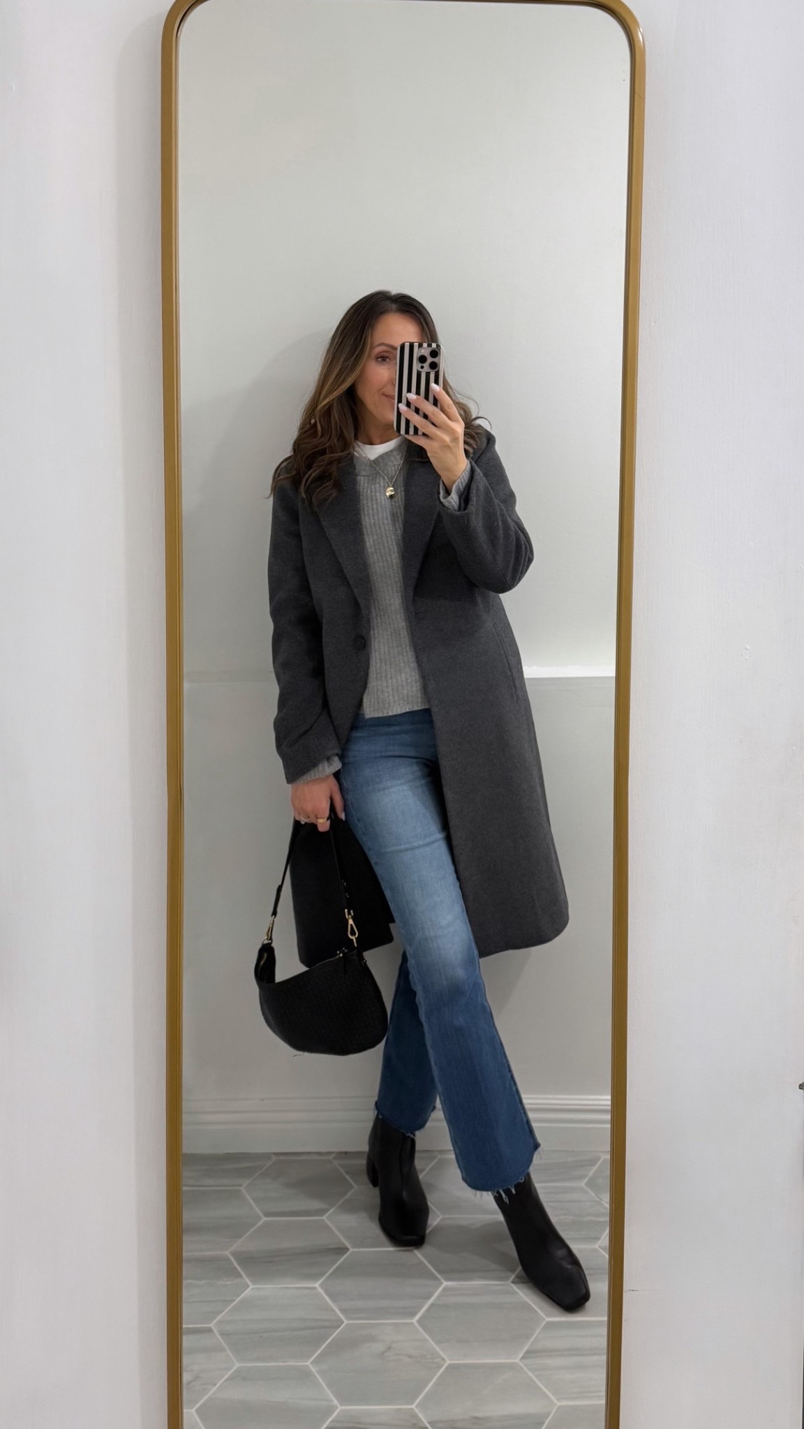 My favorite cold weather formula. Makes getting dressed so easy. 
Coat in small 
Sweater in small
Took my bigger size in jeans


@onequince #quincepartner