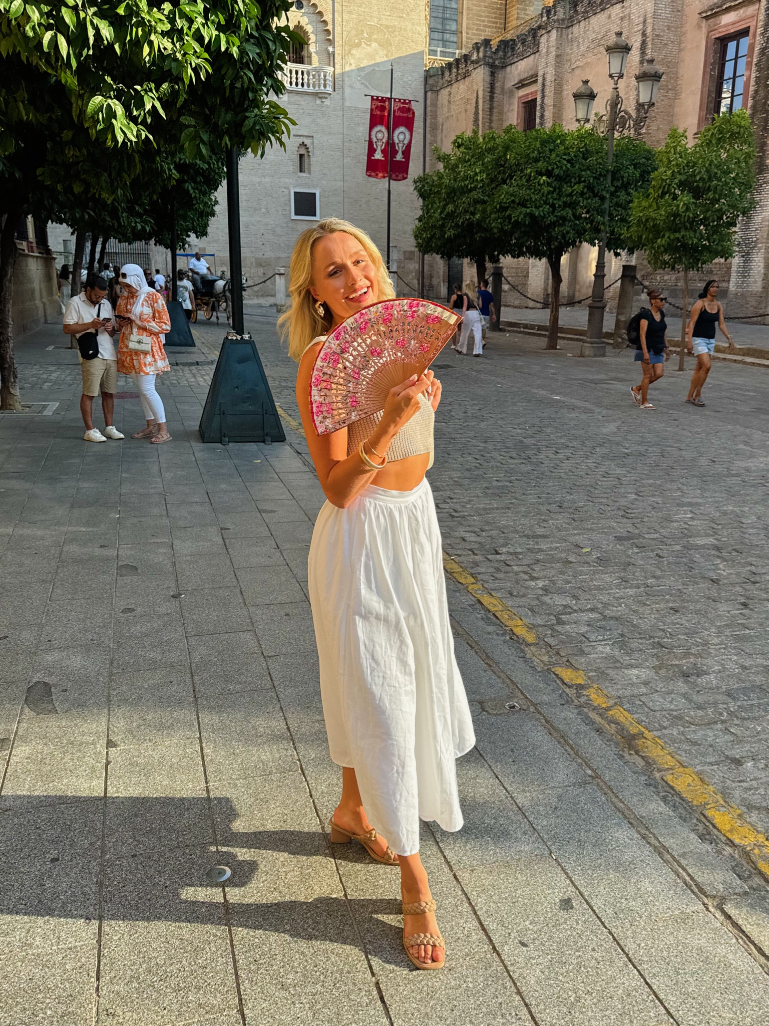 When in Seville 🪭

#LTKSeasonal #LTKTravel #LTKFindsUnder100