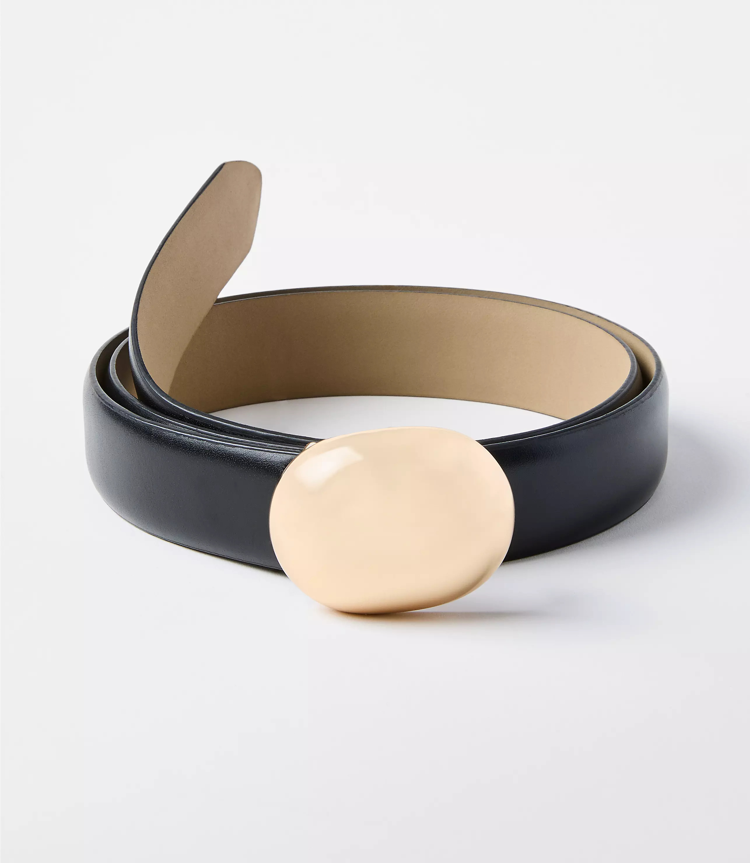 Round Bean Buckle Leather Belt | LOFT