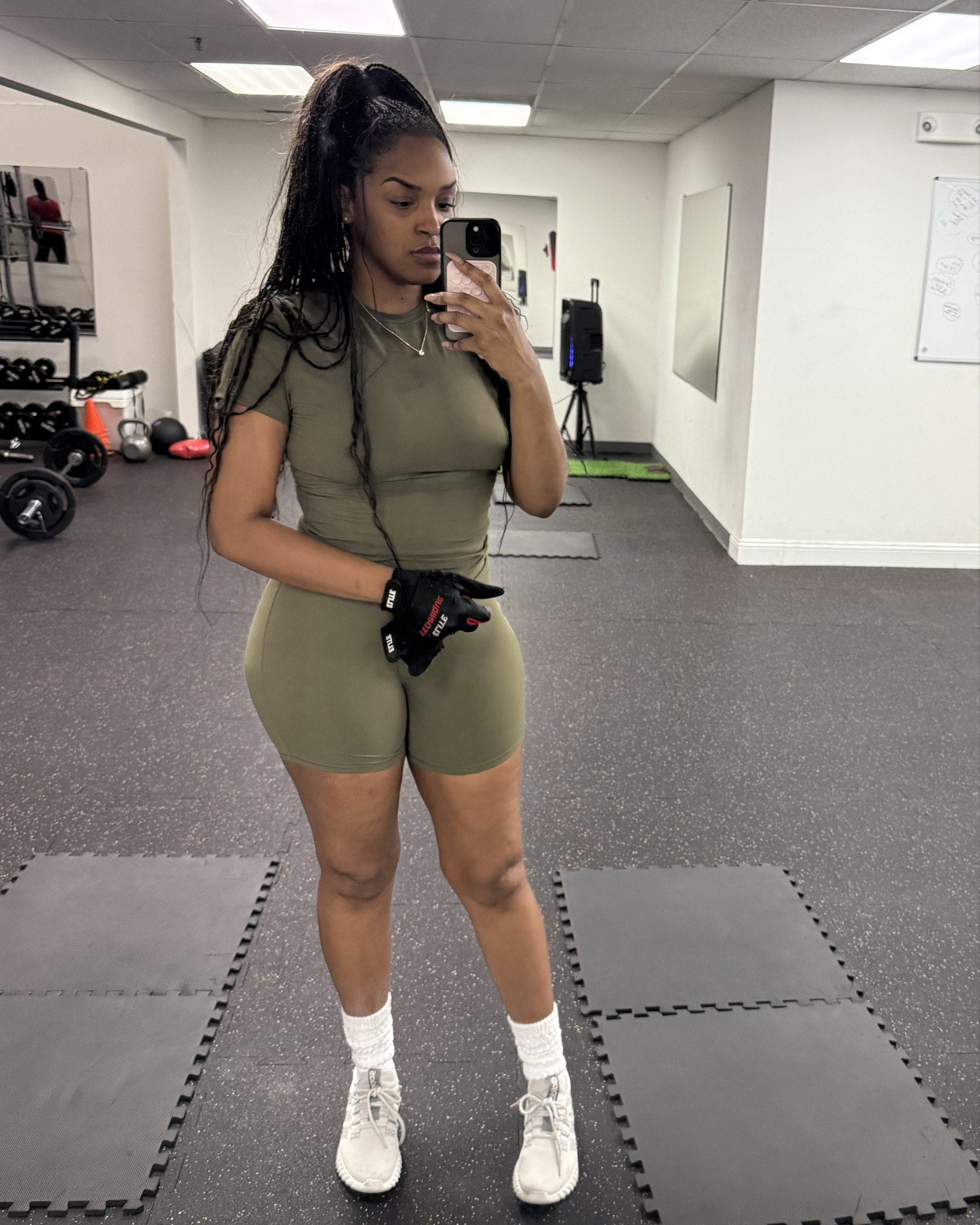 Workout set or to run errands! Good quality 

#LTKStyleTip #LTKActive #LTKMidsize