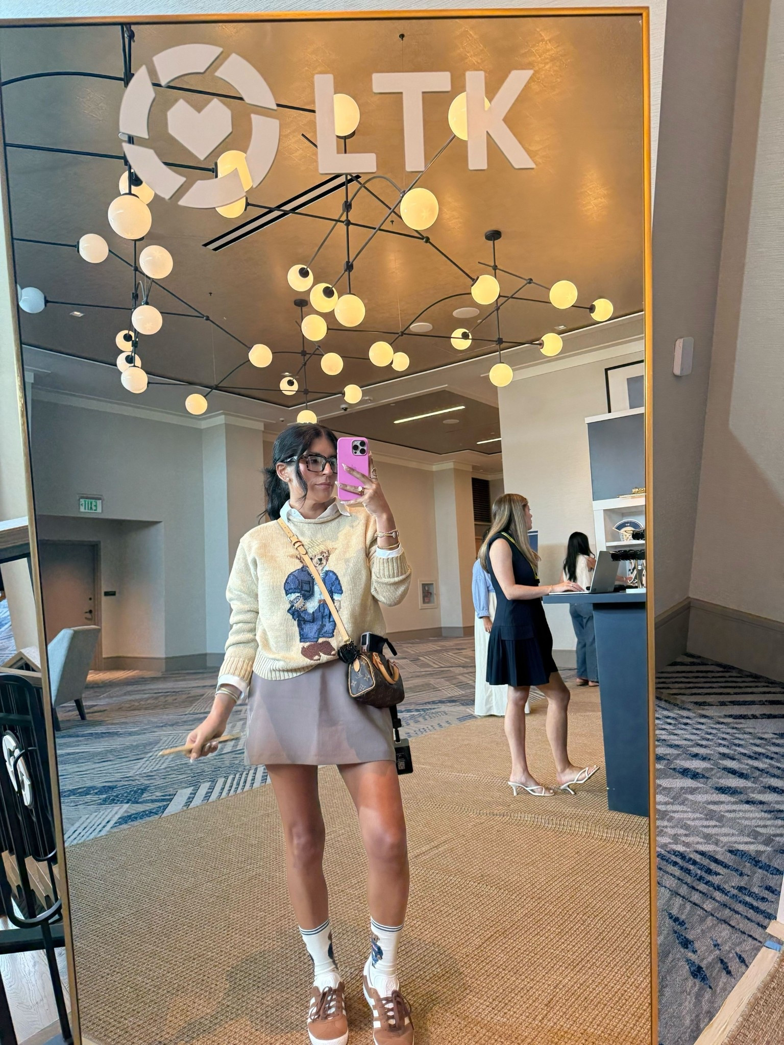 LTKCon OOTD 🤍 Love this Abercrombie skirt 

#LTKStyleTip #LTKCon #LTKWorkwear