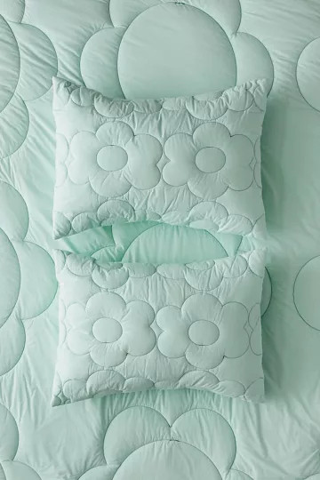 Daisy Puff Organic Cotton Flower Sham Set | Urban Outfitters (US and RoW)