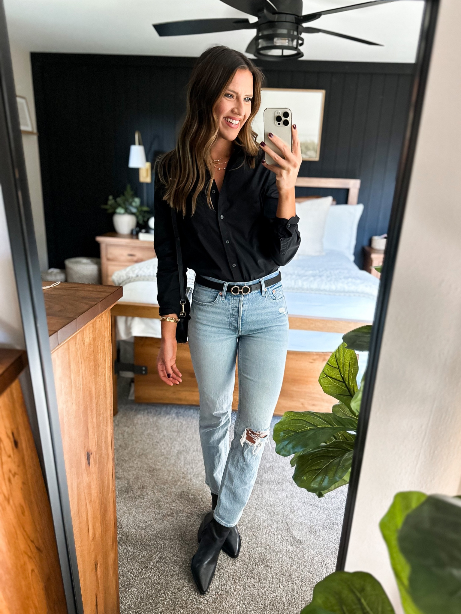 Classic fall outfit 

Top - small tall 
Jeans - 26 long
Boots - tts 

#LTKfindsunder100 #LTKfindsunder50 #LTKstyletip