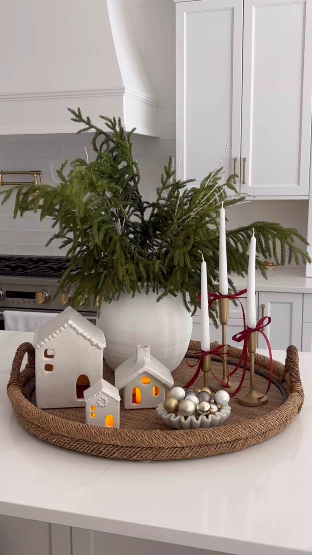 Christmas kitchen decor ❤️🌲

#LTKHome #LTKFindsUnder50 #LTKSeasonal