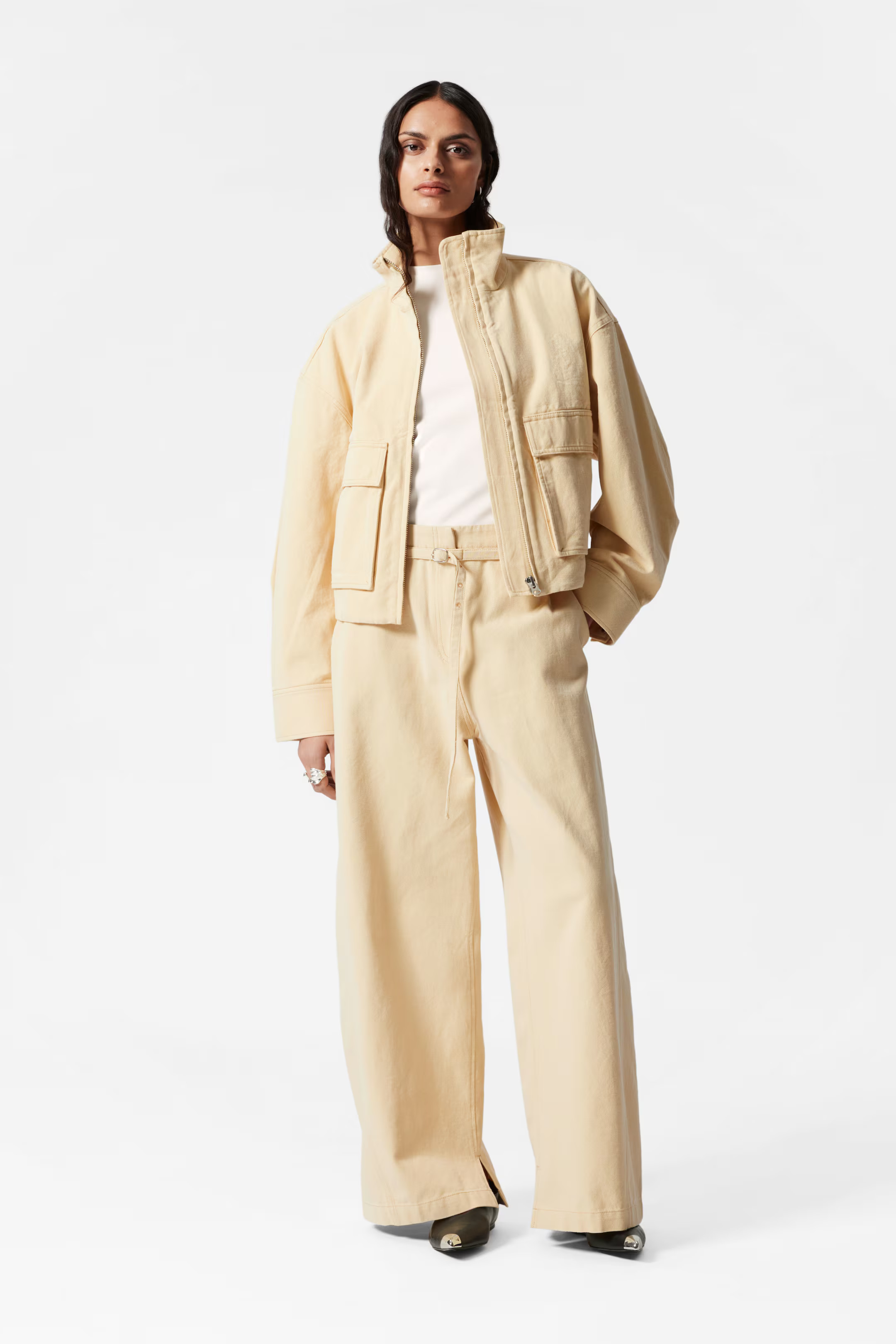 Buckle-Belt Trousers - Yellow - Ladies | H&M GB | H&M (UK, MY, IN, SG, PH, TW, HK)