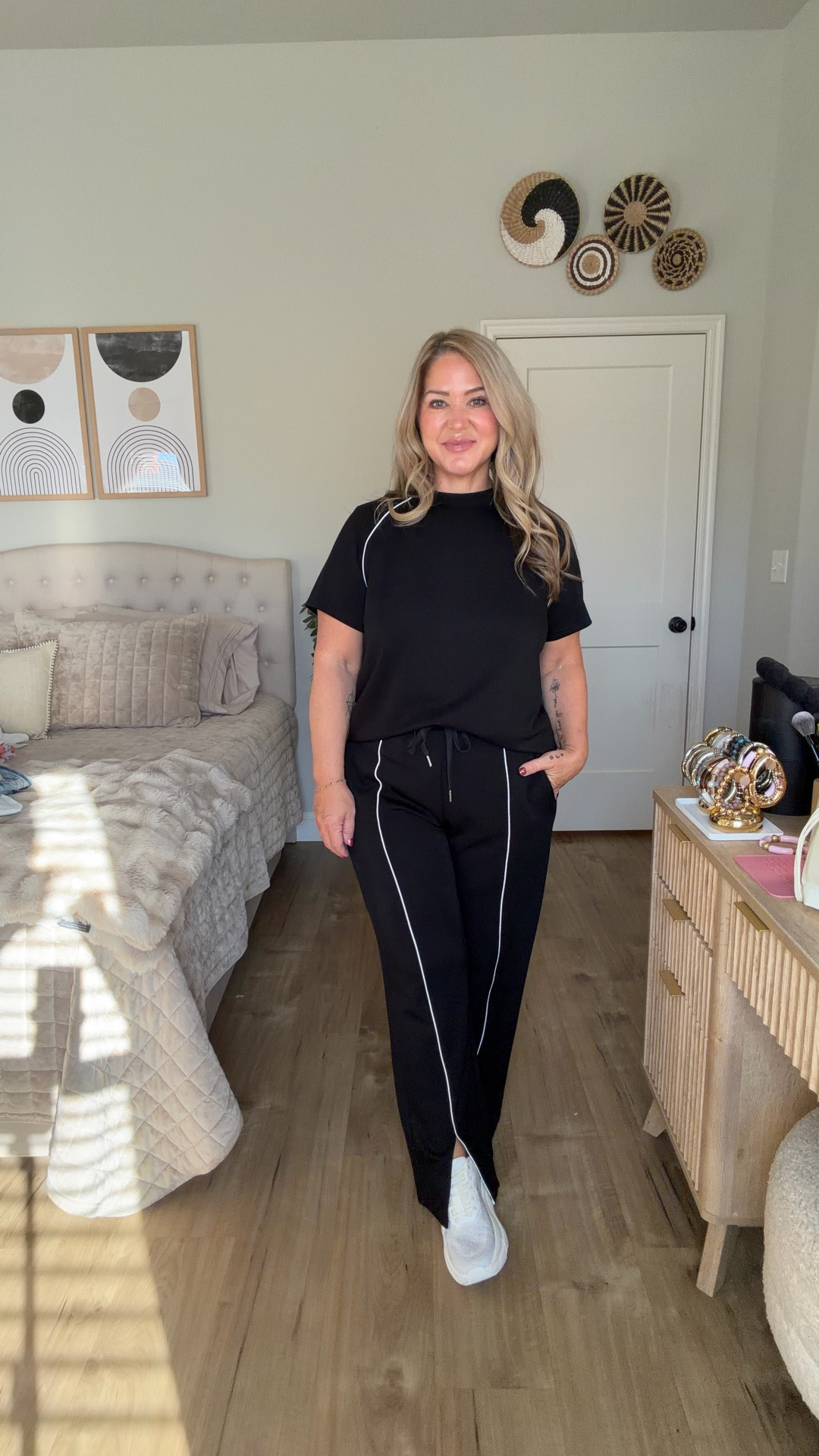 Size large 

#LTKPetite #LTKOver40 #LTKMidsize