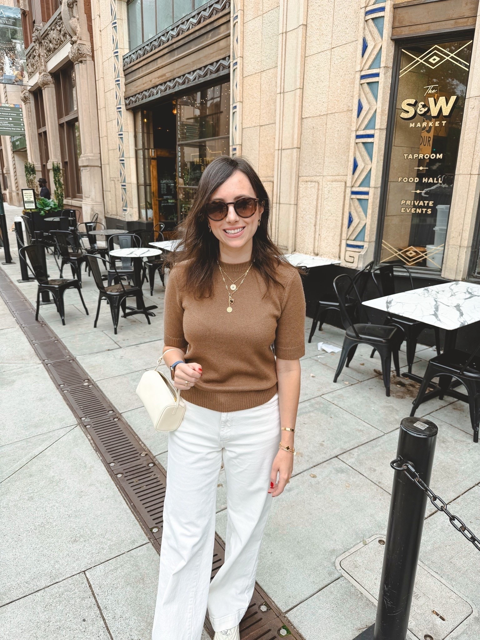 Vince short sleeve brown sweater (xs), baggy ecru white denim (25)



#LTKSeasonal #LTKootd #LTKFindsUnder100