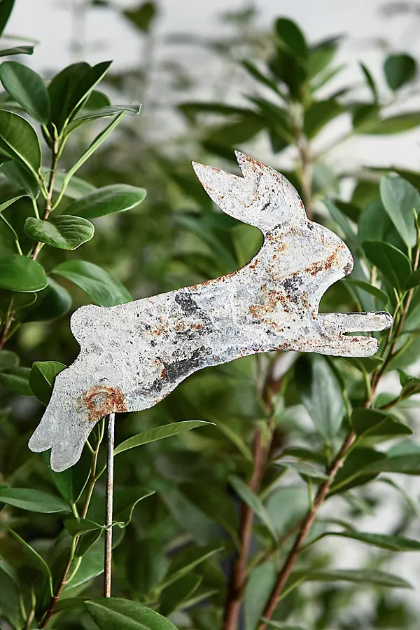 Jumping Bunny Iron Stake | Terrain