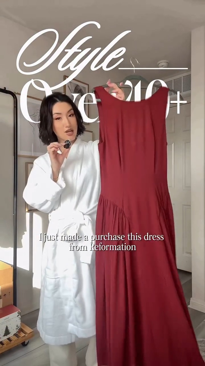 Style Over 40 ✨ Try-On + Styling Haul

Another try-on moment today, featuring this new Reformation dress I recently picked up 🤍 

I’ve been really loving the drop-waist silhouette lately, and this one felt like such a versatile addition to my closet.

I can easily see this dress working day and night 🌞🌙

For today, I styled it for daytime—perfect for the office or a fun day out. Paired it with an easy jacket and boots to keep things polished but comfortable 👢🧥

If you want to recreate this look, feel free to check in with me—I can share the dress details plus some great alternative options for the jacket and boots too 💬✨

#StyleOver40 #ReformationStyle #OOTDOver40 #ChicAndEffortless #ModernWorkwear

#LTKootd #LTKOver40 #LTKgrwm