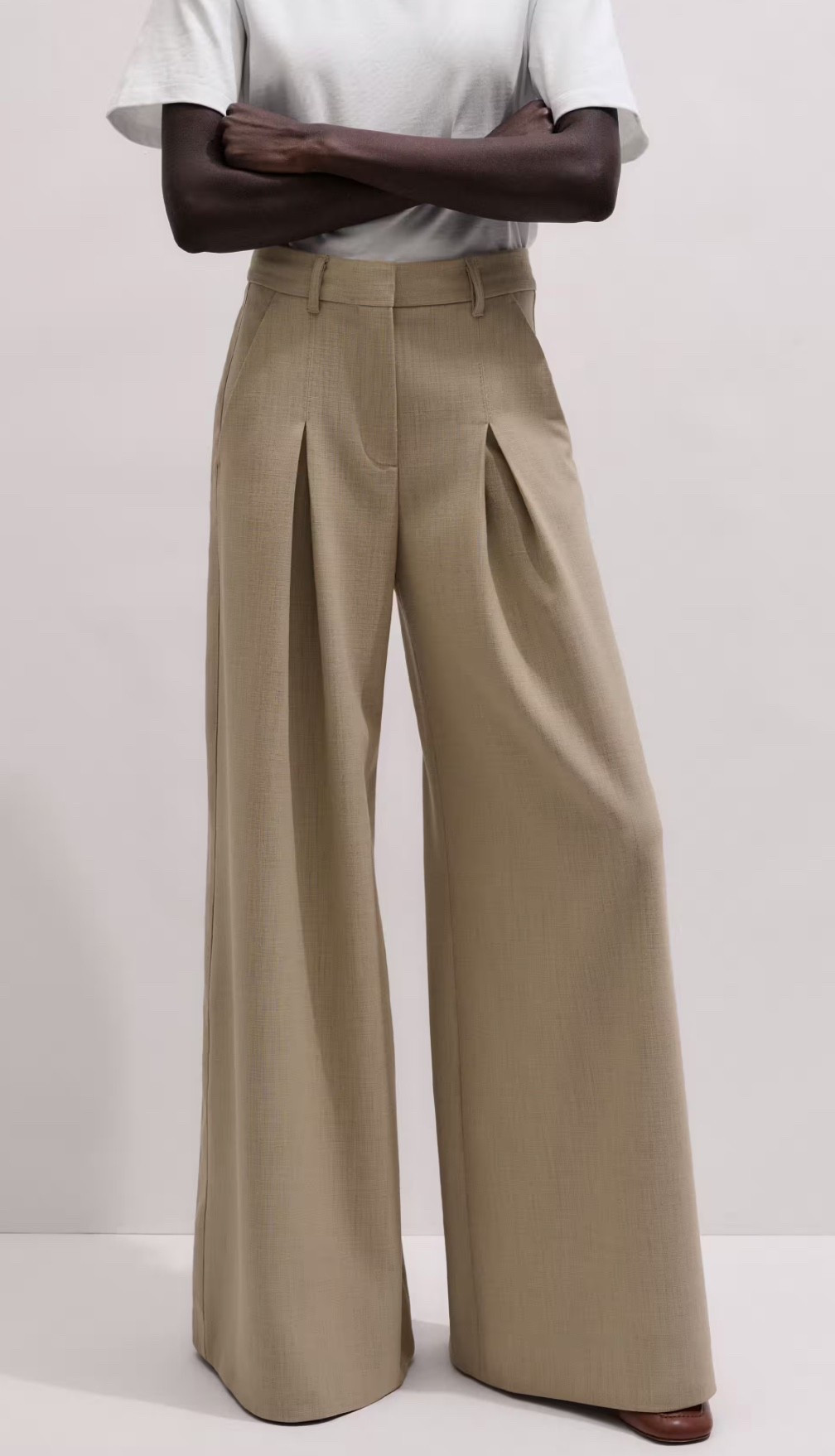 The Perfect Pant 🤍

#LTKootd #LTKSeasonal #LTKOver40