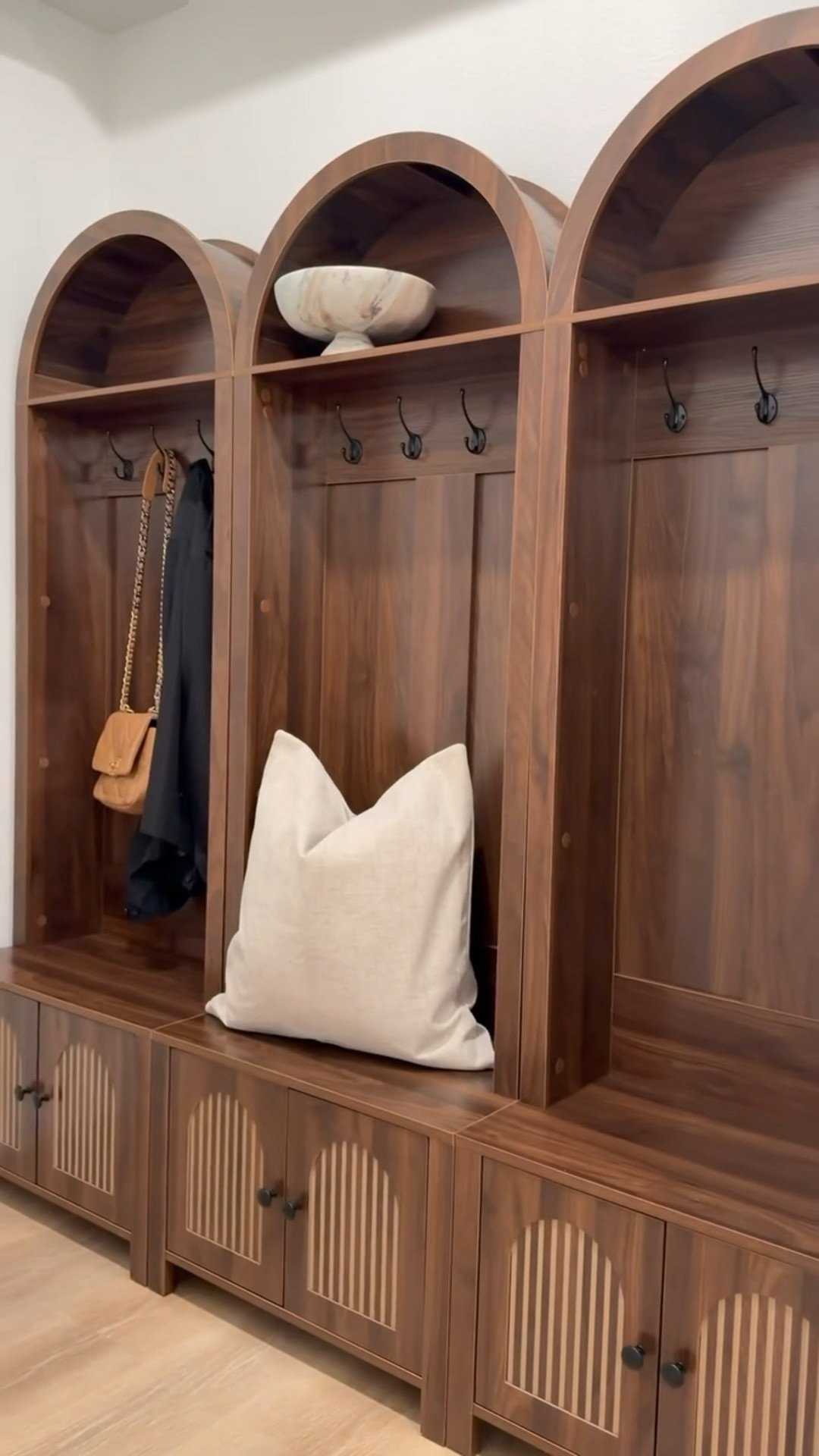 Easy to keep things organized with these gorgeous arched cabinets 😍





Shoe benches | arched bench | storage | entryway | mud room | shoe organizer | home entrance | home decor | furniture 

#LTKHome