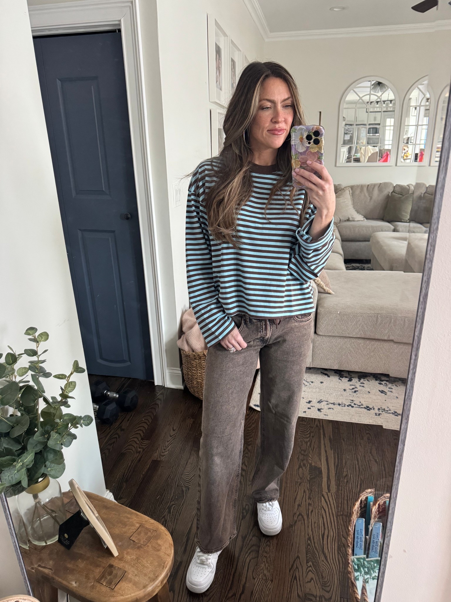 Casual fashion inspired by Amazon & GAP + these pants are on sale ✨🙌🏼

#LTKootd #LTKmomlife #LTKdayinmylife