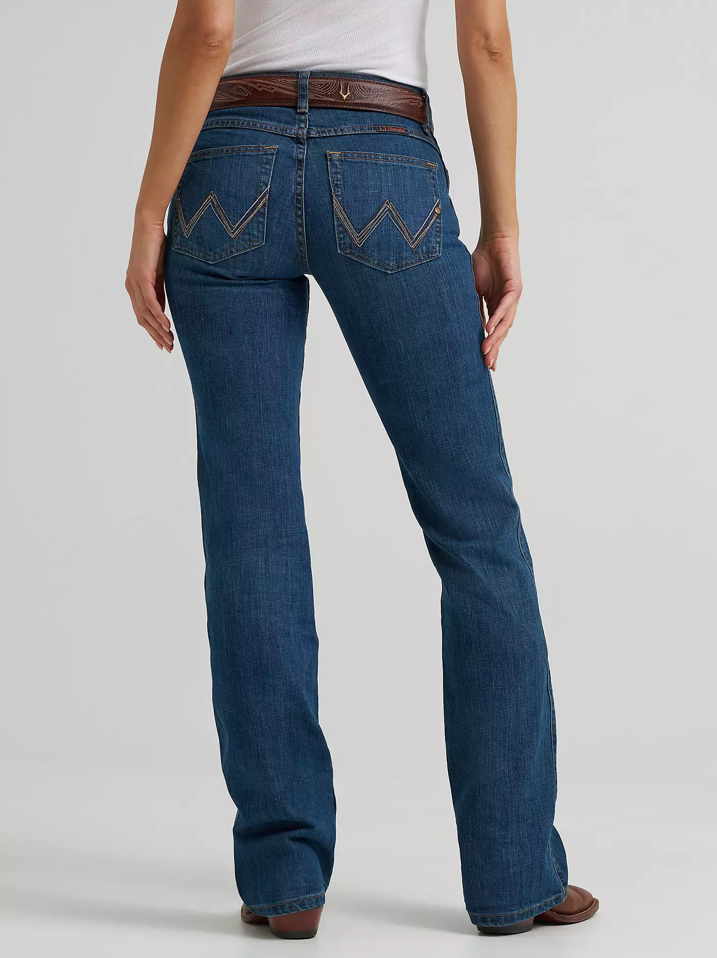 Women's Wrangler® Ultimate Riding Jean Q-Baby Mid-Rise Bootcut | Wrangler