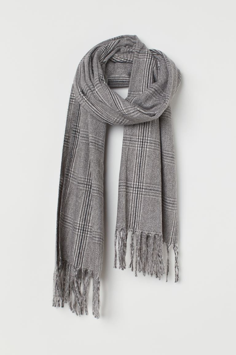 Plaid Scarf | H&M (US + CA)