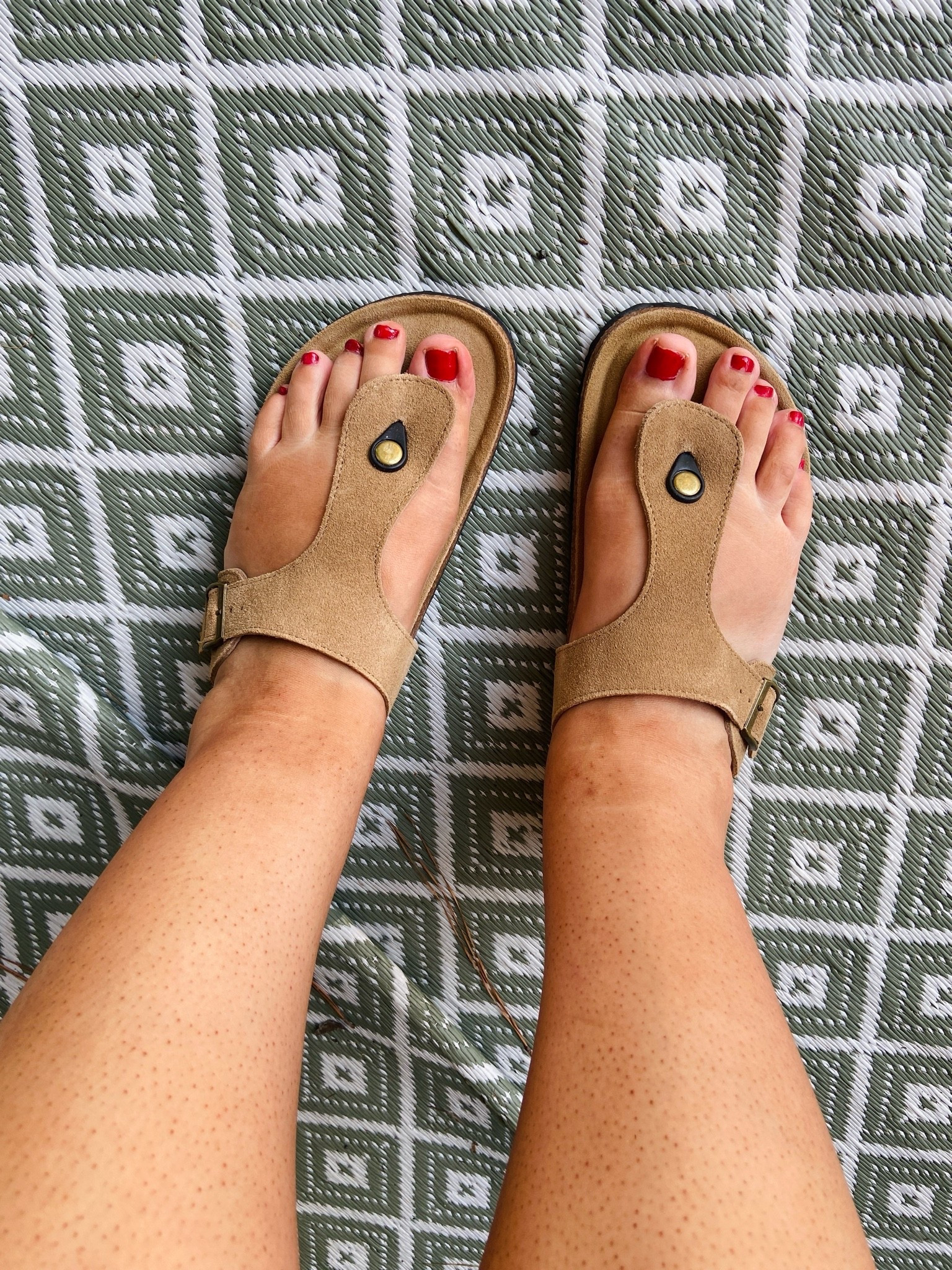 Project Cloud ☁️ sandals are a summer staple

#LTKSaleAlert #LTKgrwm #LTKootd
