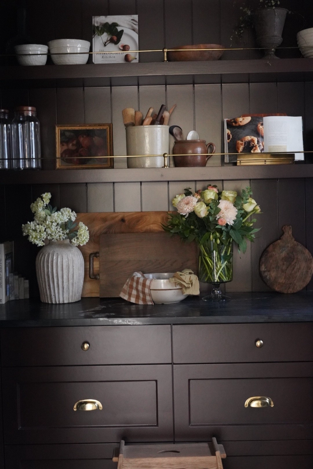 Traditional gallery railing 

#LTKhome