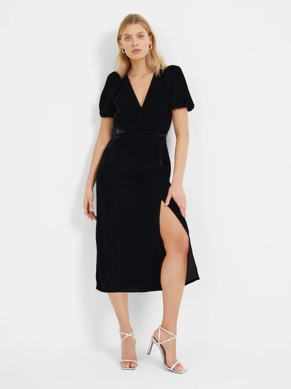 Ilavia Velvet Midi Dress | French Connection (UK)