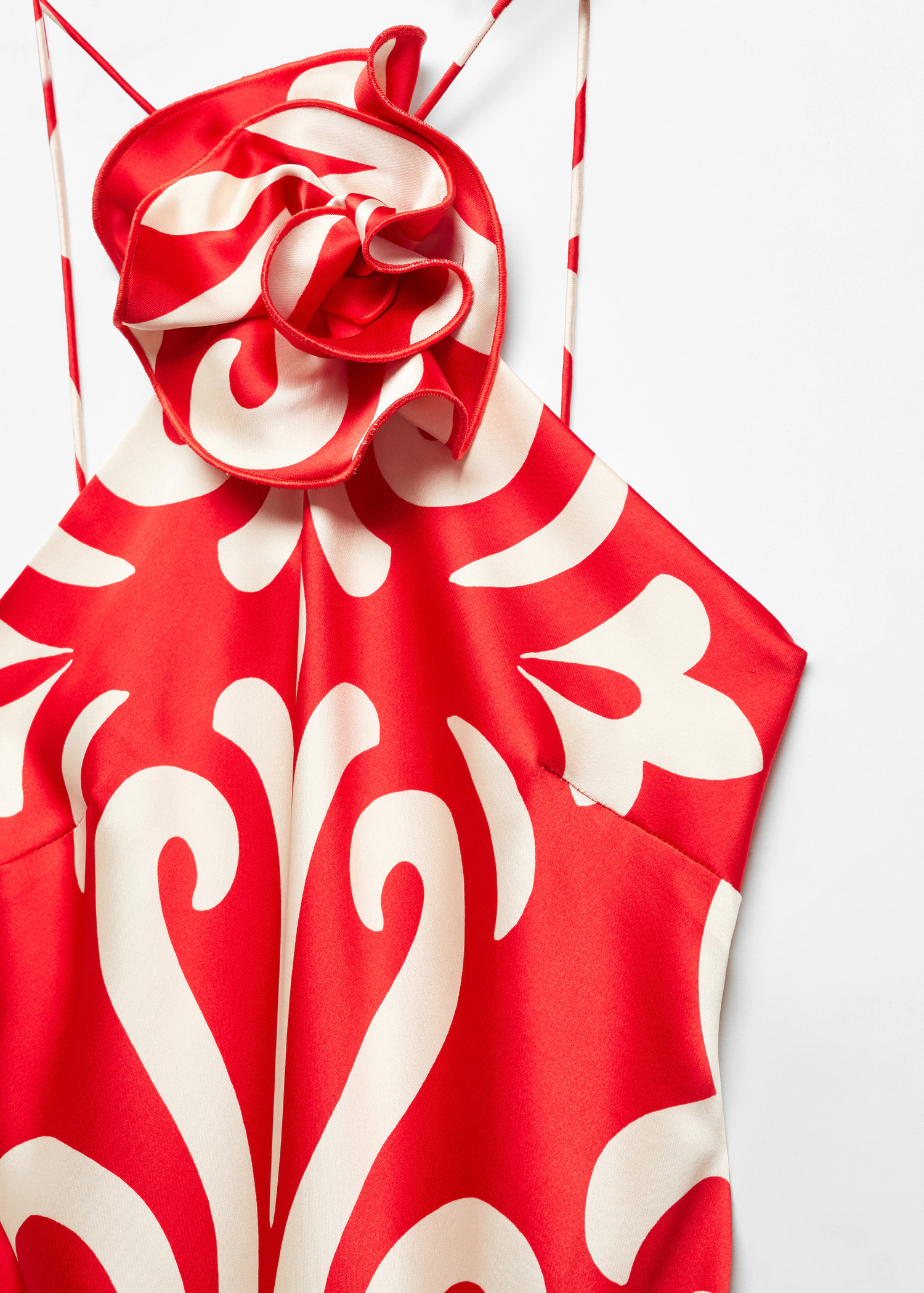 Halter dress with flower detail | MANGO (US)