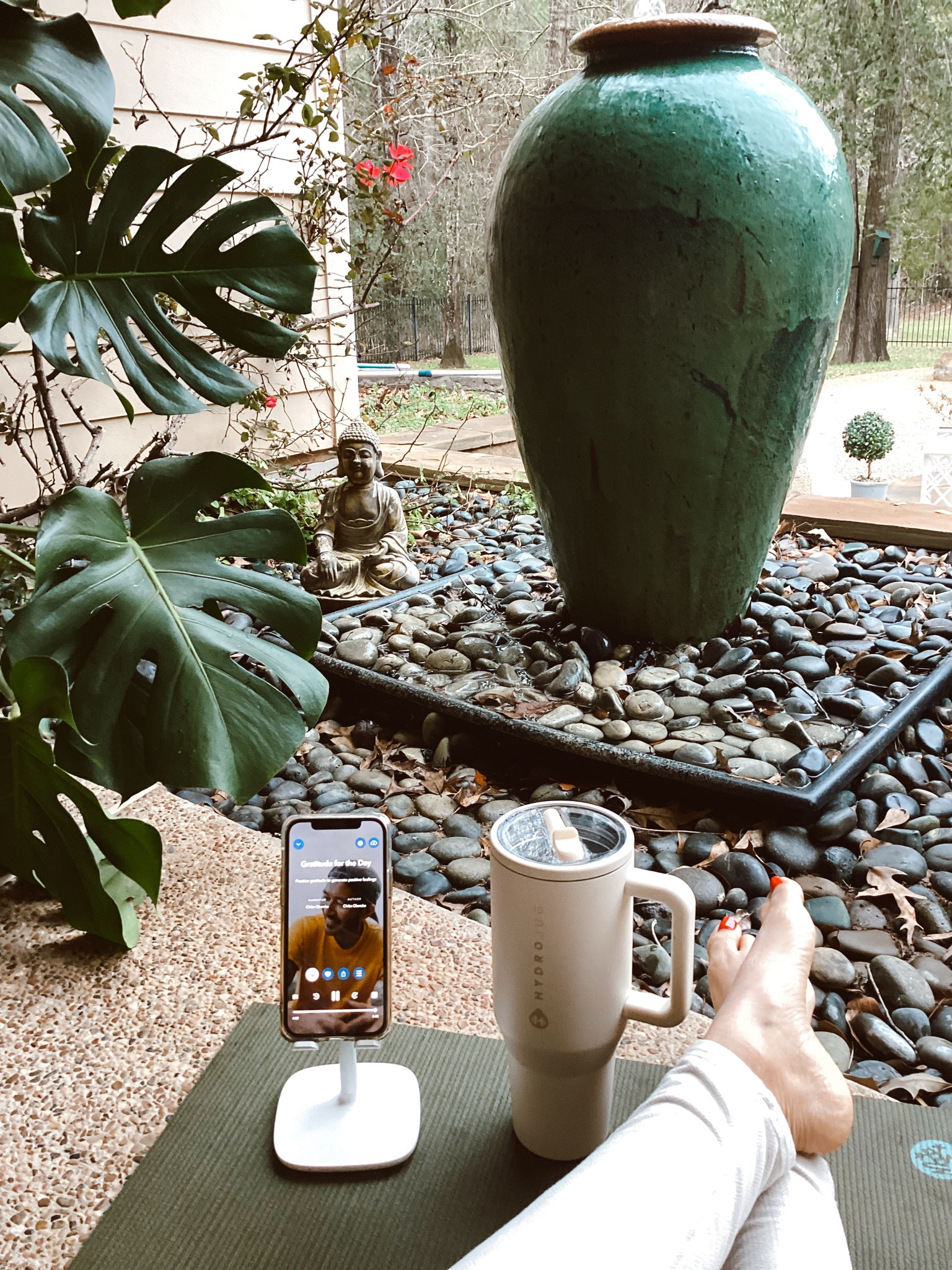 Wellness
Beige Hydrojug
Manduka yoga mat 
Phone holder
Amazon finds

#LTKGiftGuide #LTKFitness