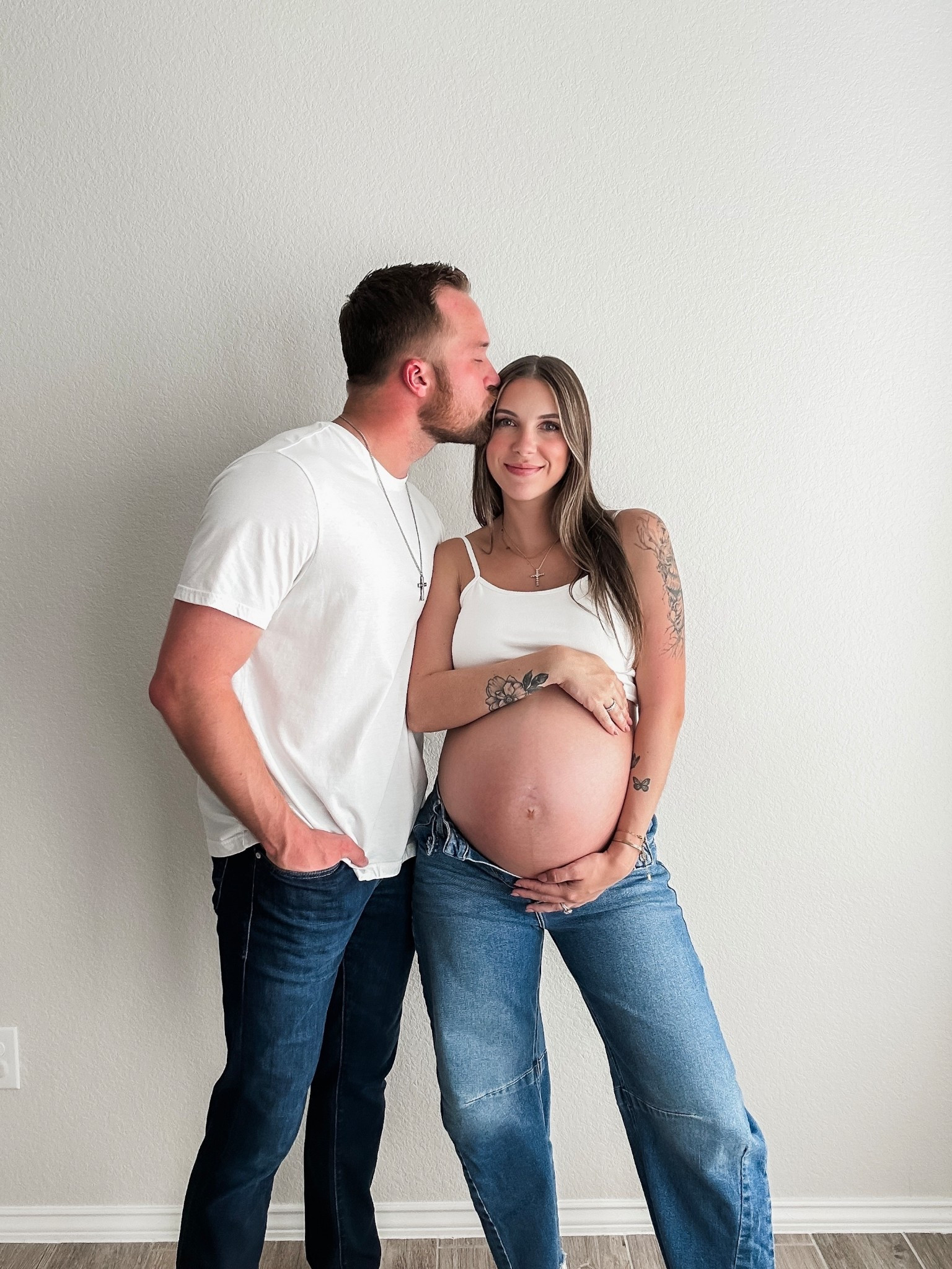 Love a simply maternity shoot look💙

#LTKBump #LTKStyleTip #LTKFamily