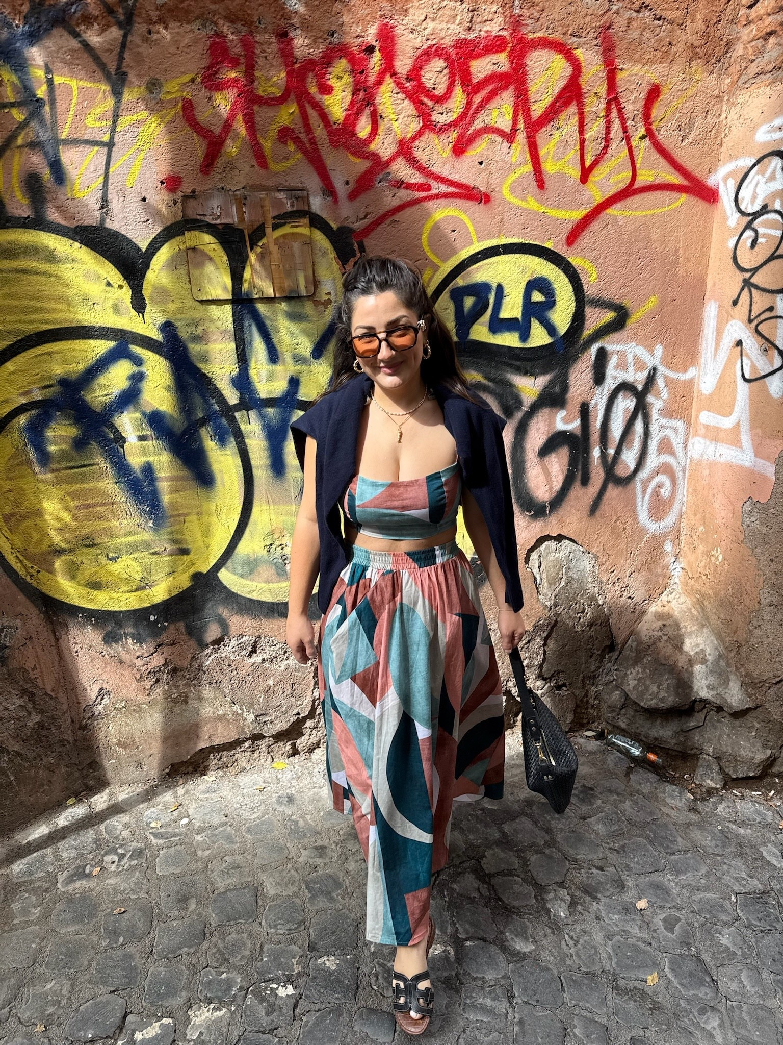 Sweater size xs 
Top size small
Skirt size small

5’0” 140lbs 


#LTKTravel #LTKPetite #LTKStyleTip