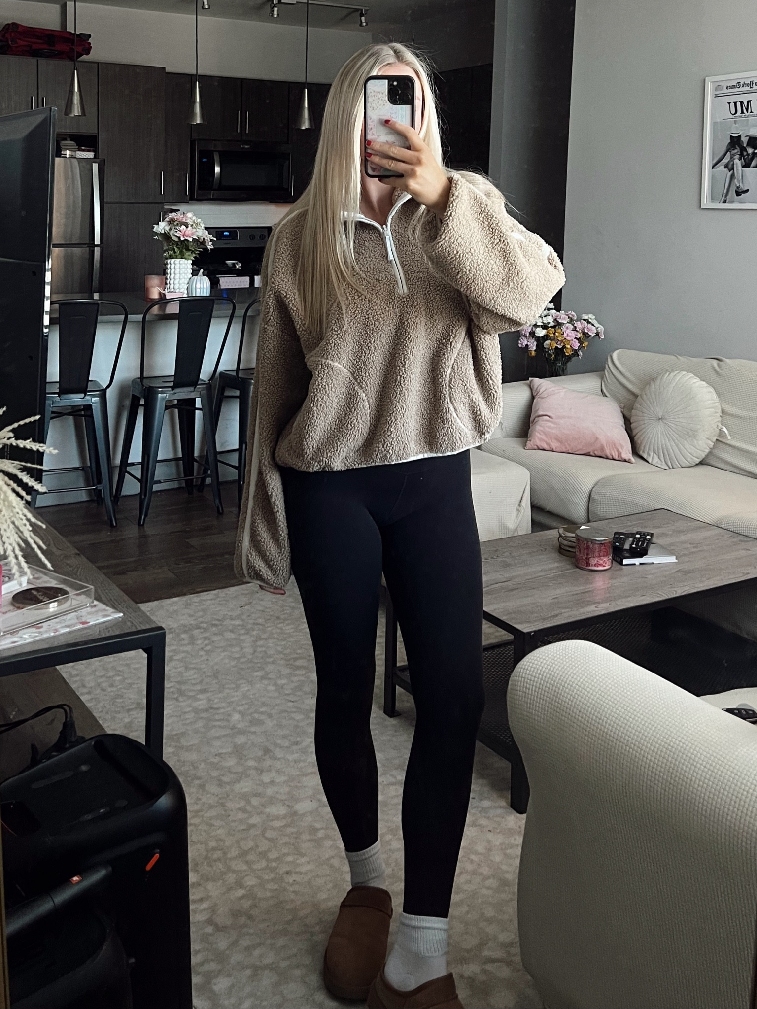 OOTD🤍

#LTKHoliday #LTKCyberWeek #LTKGiftGuide