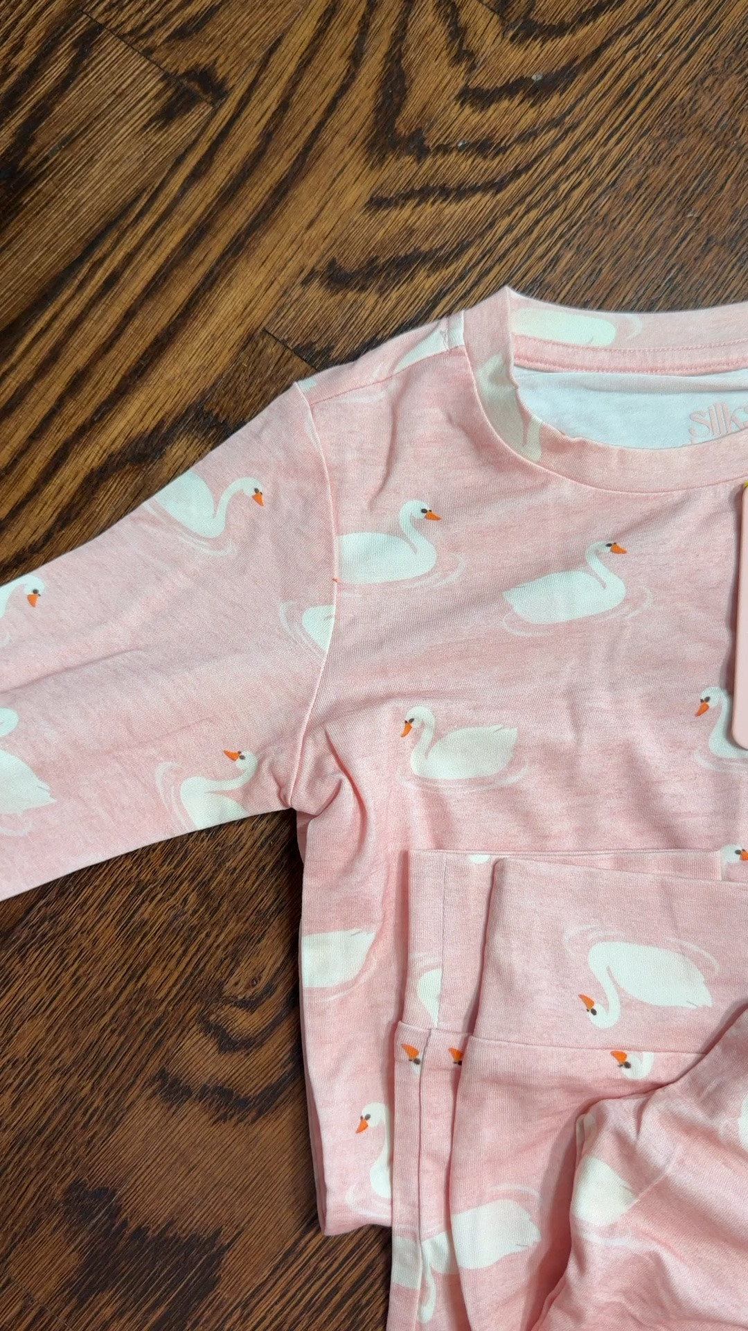 Swan Jammies 🦢