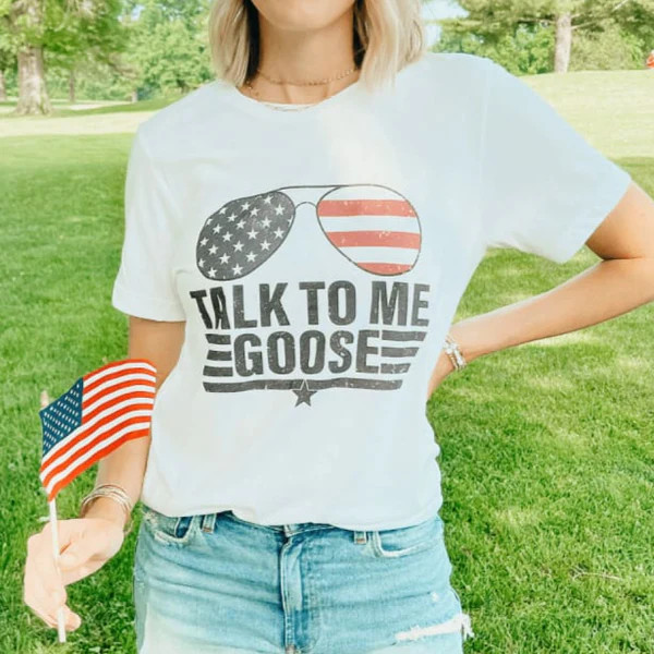 Talk To Me Goose Tee | Mountain Moverz